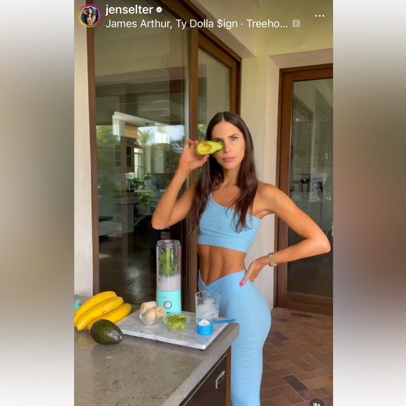 Super sexy baby blue workout set - Picture 2 of 7